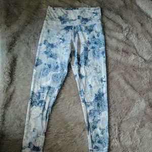 Danskin floral tights